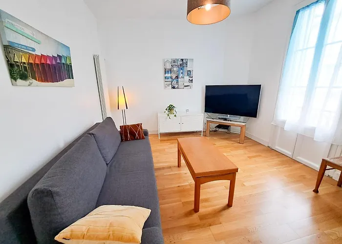 Apartment Le Platin - Proche De La Gare, Du Centre Et De La Royan